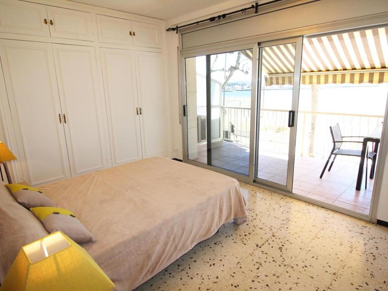 Global Immo 7006 Llotja 2 1-A Apartment Росес Екстериор снимка